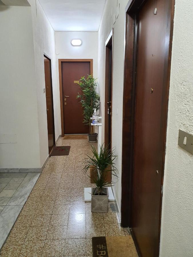 Cristel Apartment - 15 Min Da Milano - Parcheggio - Mono 2 Кормано Екстериор снимка